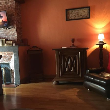 לינה וארוחת בוקר קסטלנודארי Casa Du Bassin מראה חיצוני תמונה
