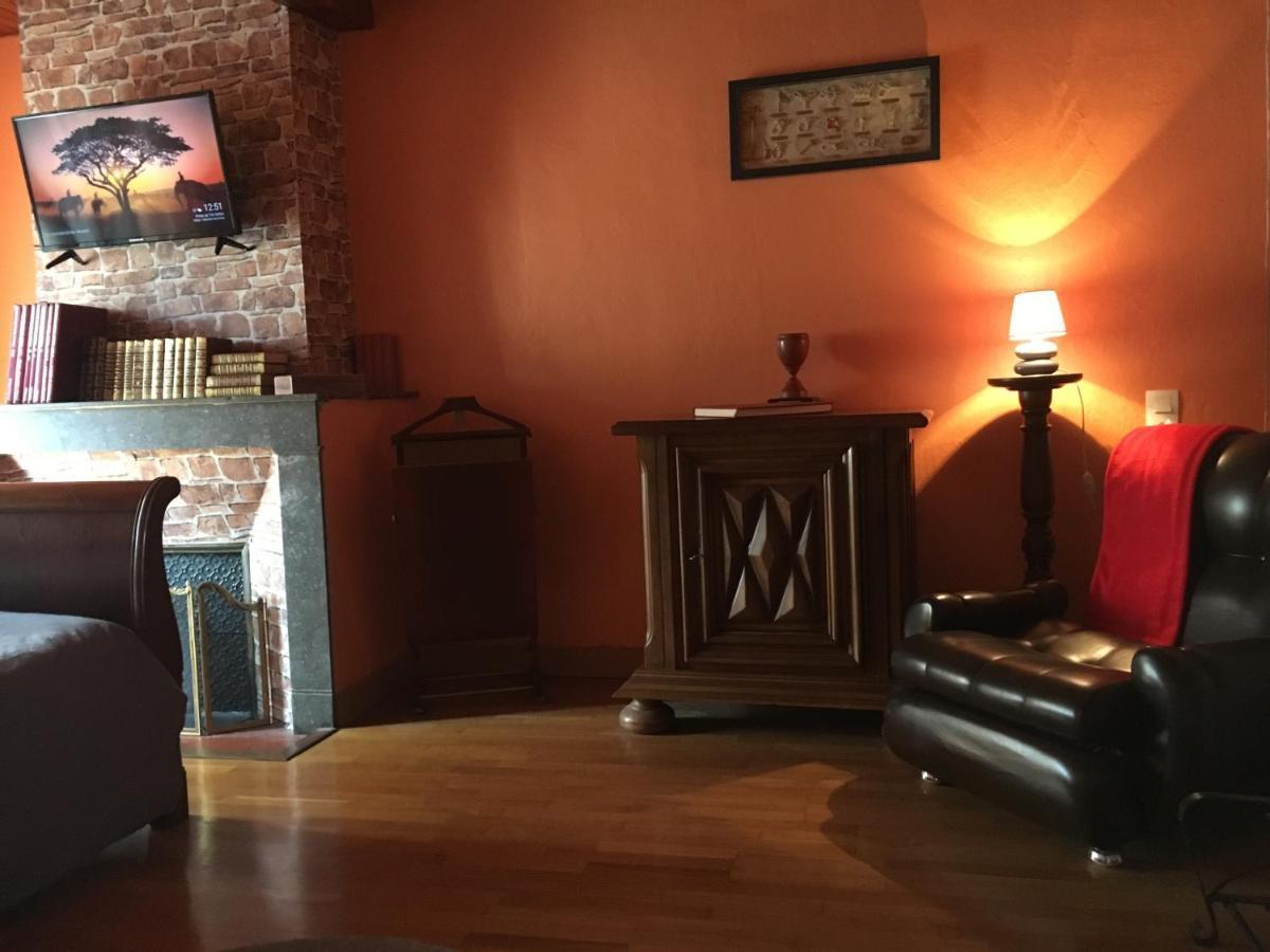 לינה וארוחת בוקר קסטלנודארי Casa Du Bassin מראה חיצוני תמונה